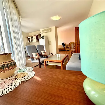 Golden - Menada Apartament