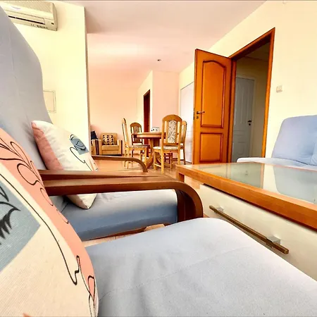 Golden - Menada Appartement *